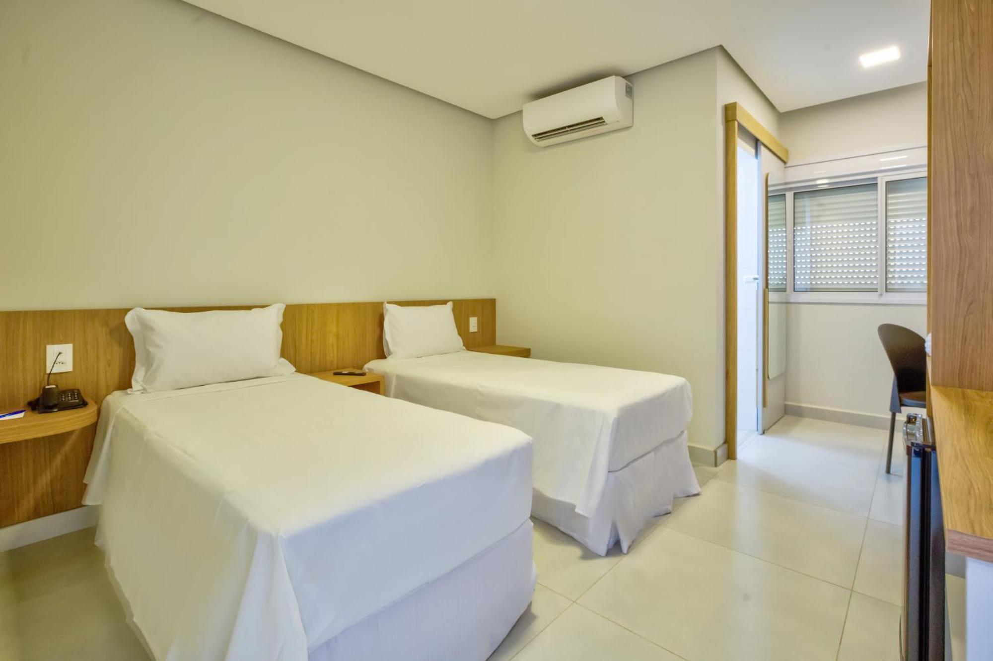 Comfort Hotel Serra Da Canastra Сан-Жуан-Батиста-ду-Глория Экстерьер фото